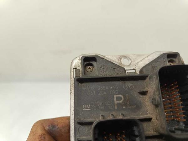 BOITIER GESTION INJECTION OPEL 1.2XE - Vue 3